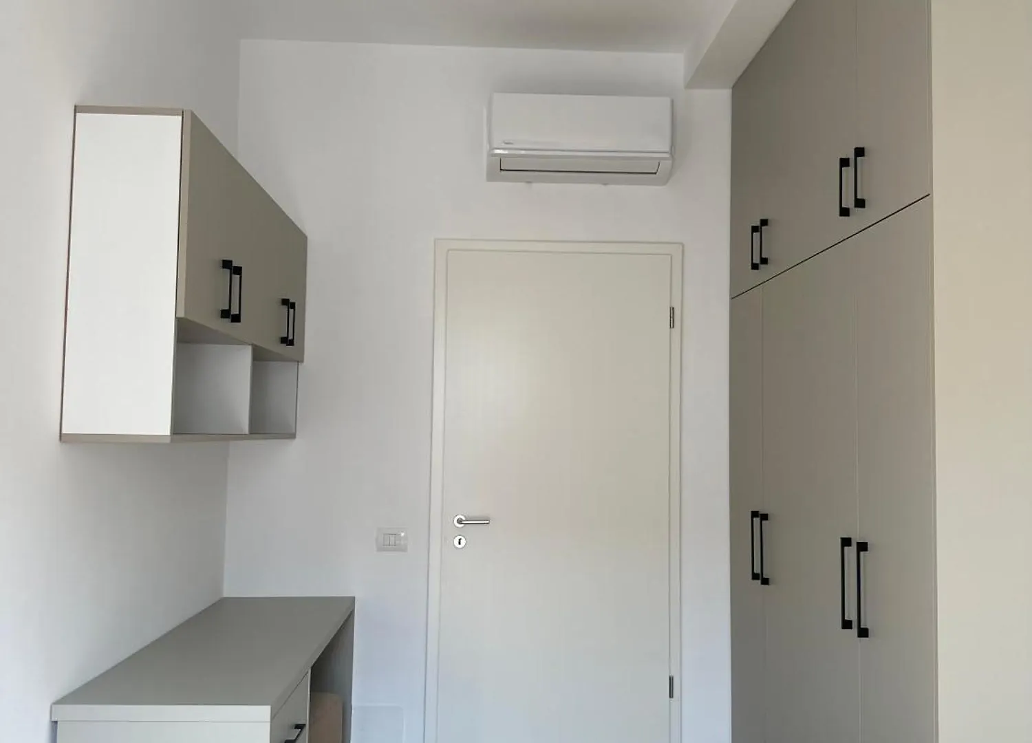 Meli Apartment ティラナ アルバニア
